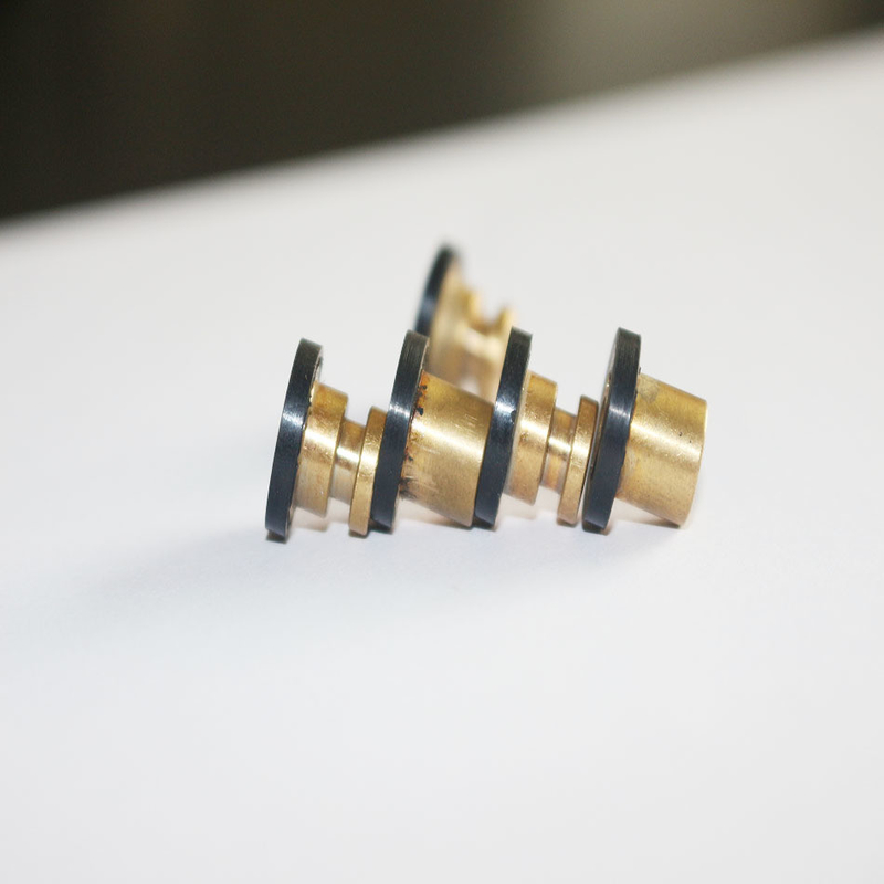 منتجات المطاط السيارات FKM Tri Clamp Gaskets مع شبكة الشاشة والصلابة المخصصة