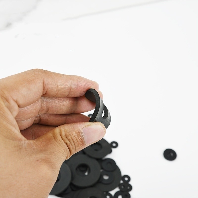المنتج المخصص غير القياسي NBR EPDM السيليكون FKM المطاط المستدير أغلفة غسيل مع التصميم