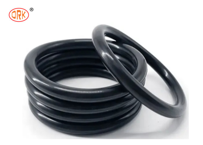 70 نطاق صلابة NBR المطاط O-Ring اللون الأسود للتختم المتفوق في أي صناعة